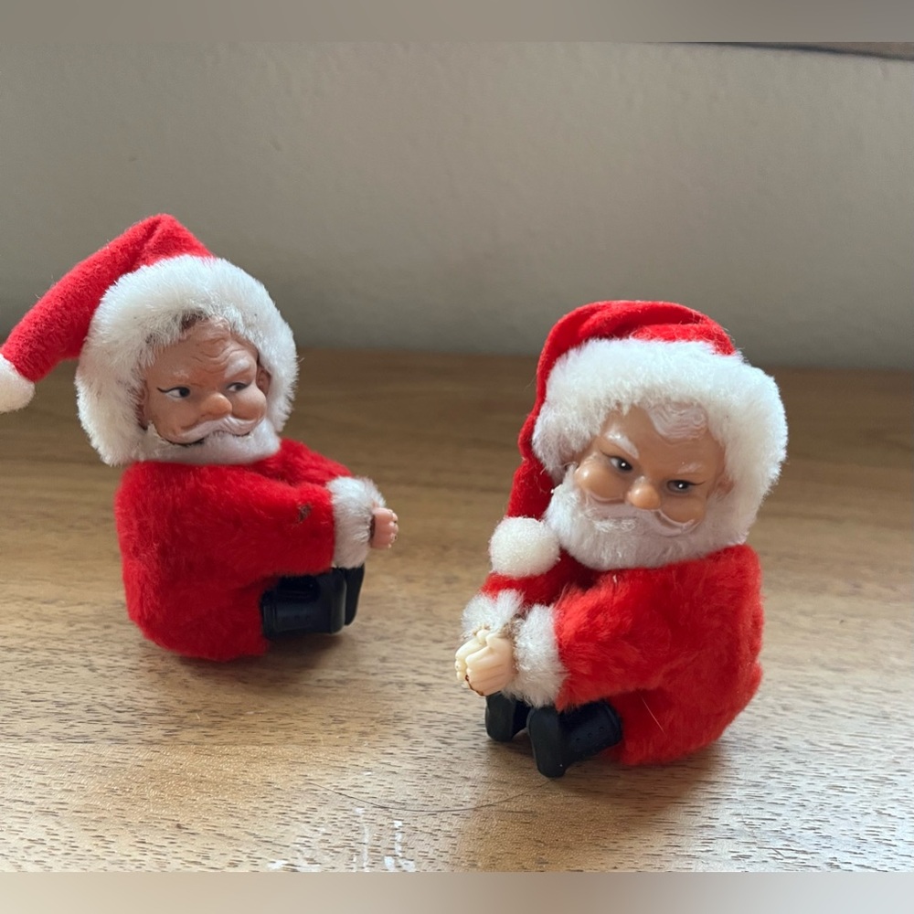 Lot of 2 Vintage Plastic Face Hugger Santas